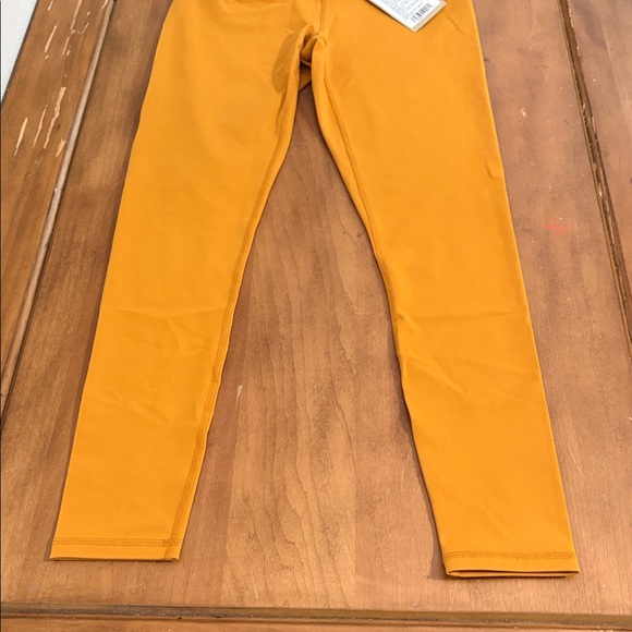 Prana NWT Chakara Mid Rise Mustard Yellow Leggings Size Medium - Picture 3 of 13